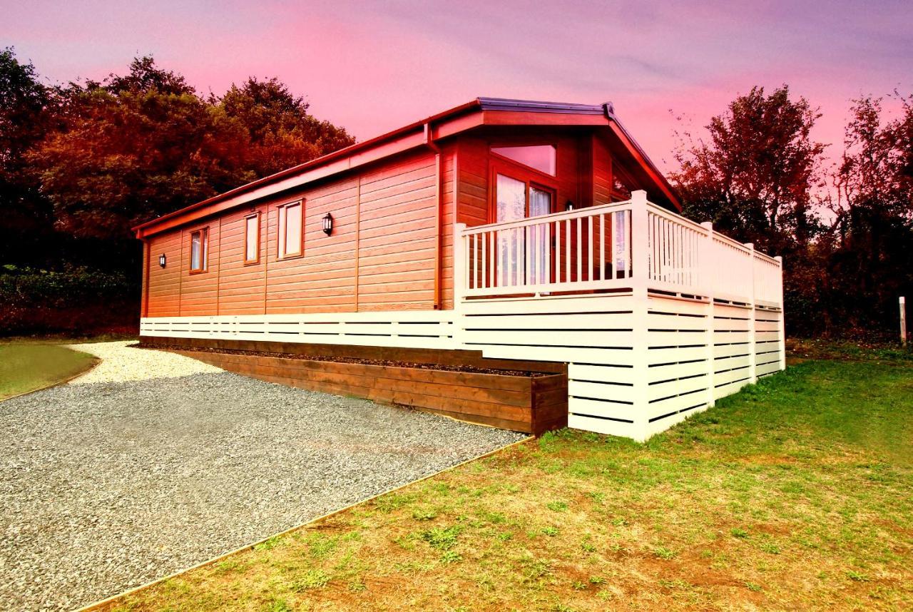 Bucklegrove Holiday Park Бат Экстерьер фото